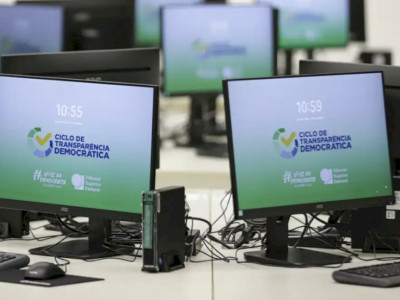 PF e universidade fazem teste em urnas eletrônicas