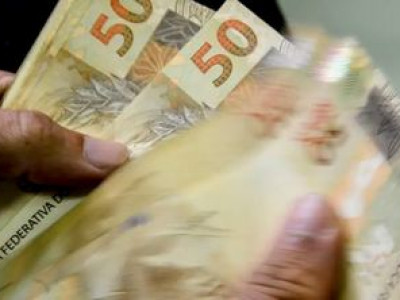 INSS paga segunda parcela do 13º a quem recebe acima do mínimo