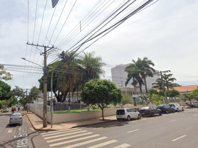 Morador de rua é agredido por três homens no Amambaí