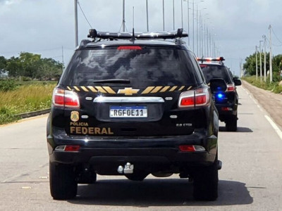 Foragido por estelionato e ameaça é preso na capital
