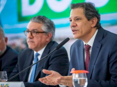 Governo oficializa congelamento de R$ 15 bilhões no orçamento