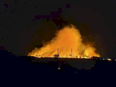 Incêndio atinge região próxima a universidades em Dourados