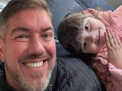 Mãe de menina morta em voo que caiu recebeu áudio da filha