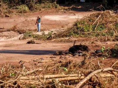 Rompimento de barragem causa multa de R$ 732 mil