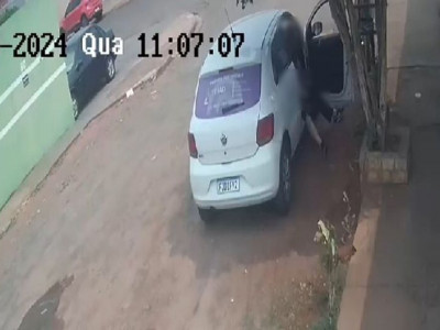 Câmera flagra homem se masturbando no Jardim Manaíra