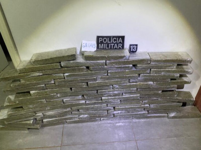 Casal é preso com 70kg de maconha na MS-112