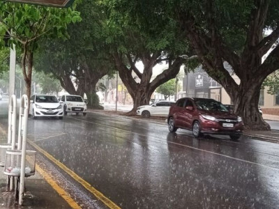 Ela está vindo! Alerta indica tempestade para 15 cidades de MS