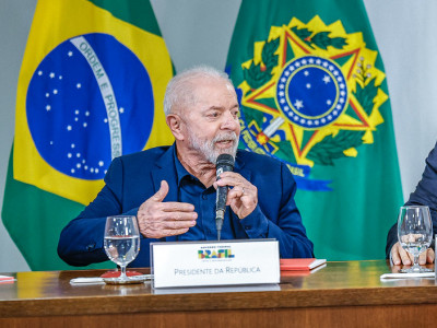 Quaest: aprovação do governo Lula cai para 51%. Rejeição vai a 45%