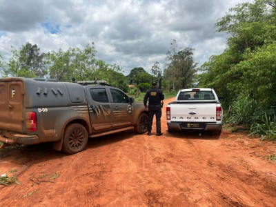 Caminhonete furtada em São Paulo é recuperada em MS