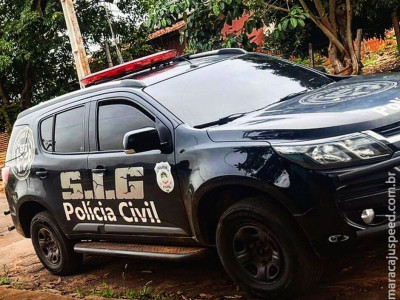 Bêbado ameaça esposa com rifle e incendeia casa em Ponta Porã