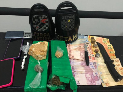 Casal é preso por tráfico de drogas após denúncia