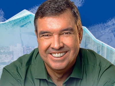 Governador Eduardo Riedel encerra 2024 com 82% de aprovação