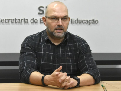 Proibição de celulares nas escolas de MS deve começar em 2025