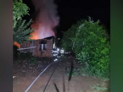 Casa de idosos fica destruída em incêndio em Aquidauana