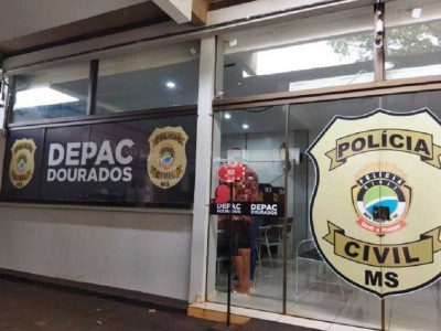 Homem é espancado por grupo, invade casa e é preso em Dourados
