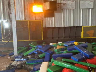 Polícia incinera mais de 2,5 toneladas de drogas em Tacuru