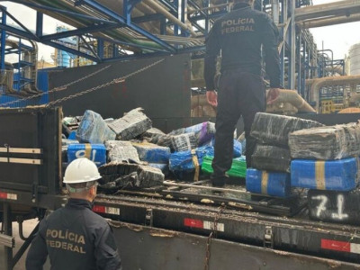 PF incinera 5 toneladas de drogas em Mato Grosso do Sul