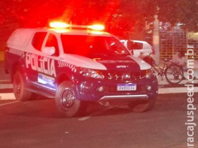Rapaz é baleado em frente de condomínio em Três Lagoas