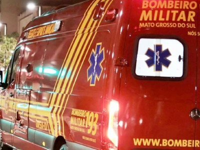 Casa pega fogo com mulher dentro no Nova Jerusalém
