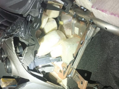 Homem é preso com "painel recheado" de drogas em Vicentina