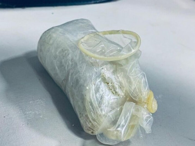 Mulher flagrada em abordagem levava crack nas partes íntimas