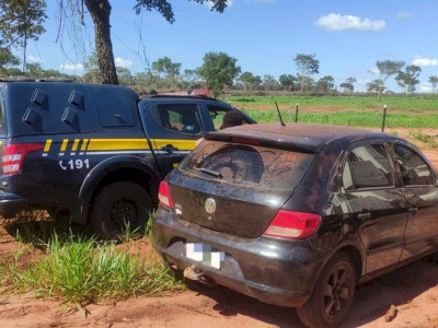 PRF apreende 9 mil maços de cigarros na BR-267