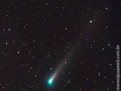 Nasa registra cometa interestelar em movimento no sistema solar 