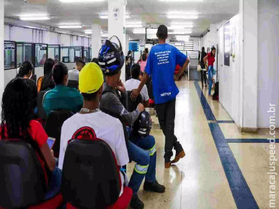 Funsat tem 2,1 mil vagas de emprego abertas nesta sexta-feira