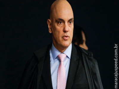 Moraes vota para tornar Eduardo Bolsonaro réu por coação