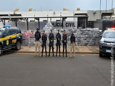 PRF e PM apreendem 5,6 toneladas de maconha na BR-158 