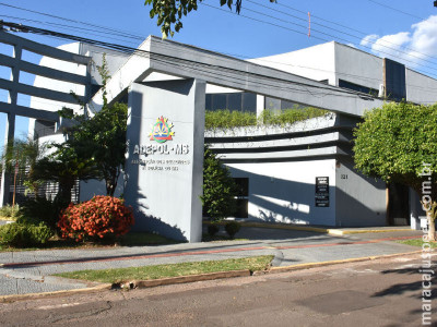 Mulher é investigada por aplicar golpe em delegados de polícia  