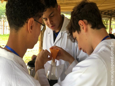 Aprendizado sobre foguetes impulsiona formação no IFMS