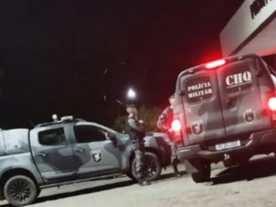 Dupla armada atira contra homem em Coxim