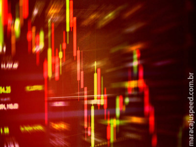 Ibovespa fecha praticamente estável após payroll forte nos EUA
