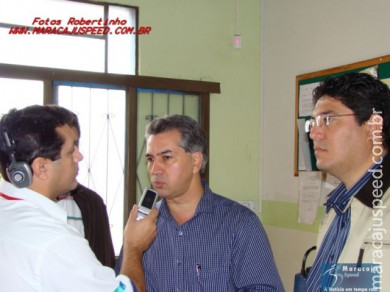 Deputado Reinaldo Azambuja doa três Micros Computadores para entidades de Maracaju e Vista Alegre