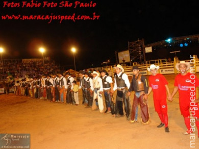 Fotos do 2º dia da 5ª Etapa Maracaju de Rodeio Nacional
