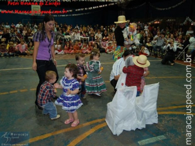 Festa “Arraiá do Paroquial” 