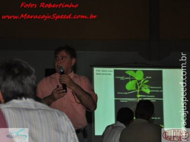 DuPont realizava evento em Sidrolândia de lançamento de novo produto Premio®
