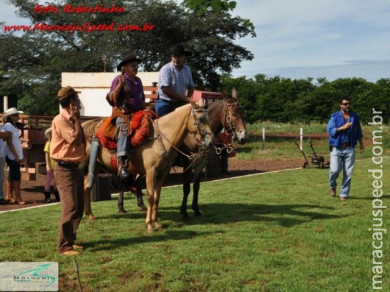 Marca Cabeça realiza cavalgada anunciando a 6ª Etapa do Rodeio Nacional Maracaju