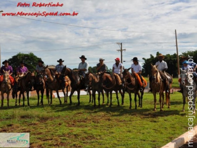 Marca Cabeça realiza cavalgada anunciando a 6ª Etapa do Rodeio Nacional Maracaju