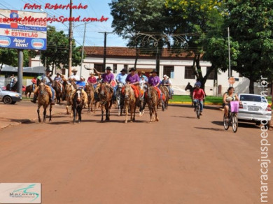 Marca Cabeça realiza cavalgada anunciando a 6ª Etapa do Rodeio Nacional Maracaju