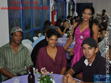 Aniversário de de 15 anos da Edna realizado na AABB
