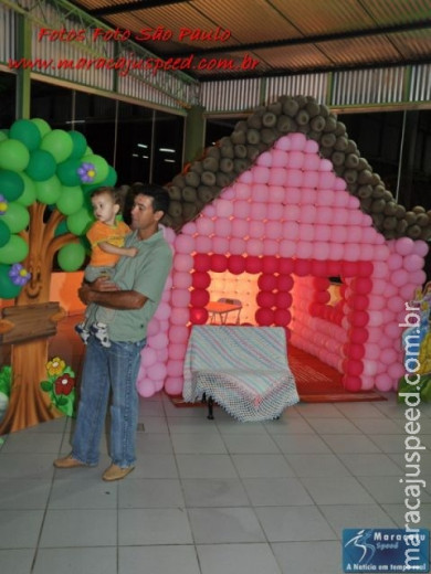 Aniversário de 03 anos de Amanda Gonçalves Azambuja