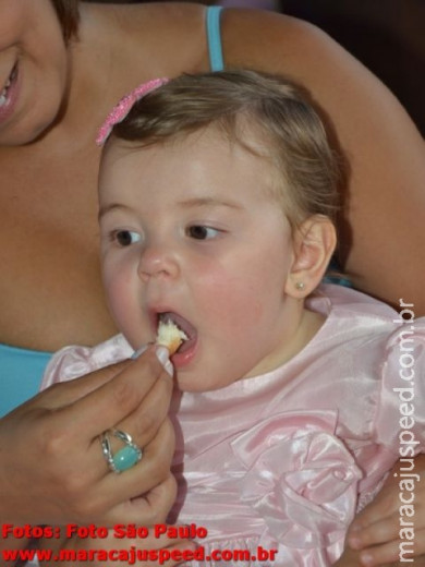 1º aninho Pietra no Antoniely Buffet 30/10/2011