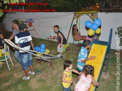 Aniversário de Nove anos de Julia Melissa em sua residência 