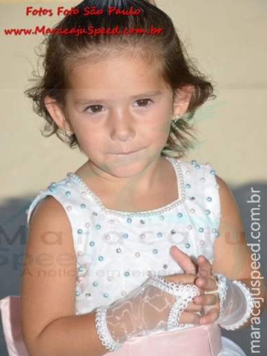 Aniversariantes 3 anos Naitê e Lara Pais Graziella e Claúdio