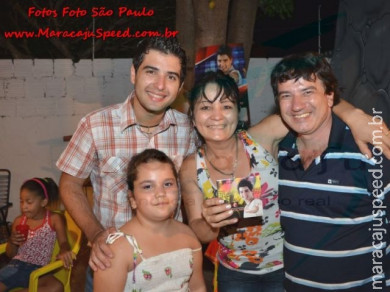 Aniversário de Nove anos de Julia Melissa em sua residência 