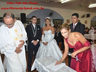 Casamento de Ronaldo Vega Farinhe e Priscila Lopes Aguilar 21/04/2012