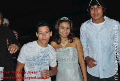 Aniversário de 15 Anos de Débora Spindola 02/06/2012