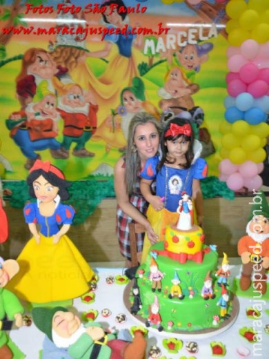 Aniversário de 4º aninho de Marcela, realizado no Salão da Igreja Batista